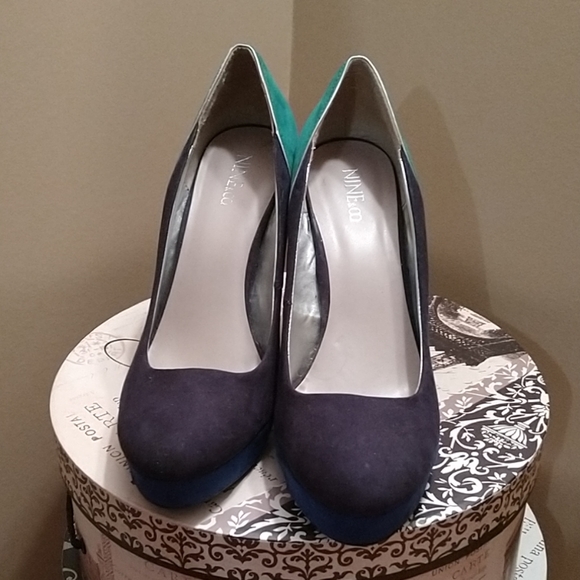 Shoes - Picture 1 of 6